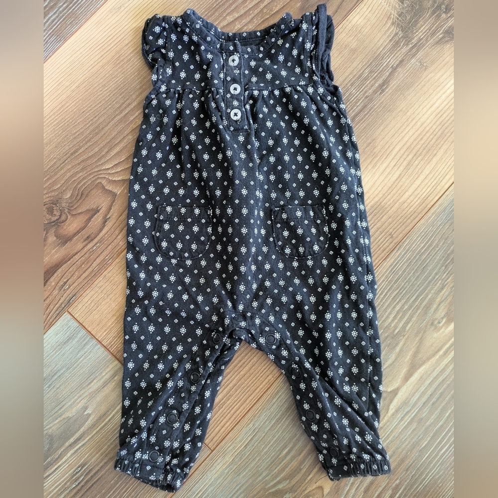 Carter's Baby Girl Black White Cotton Sleeveless Pocketed Pants Romper 3 Months
